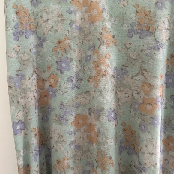 Shades of Rose Nola Dress - Picture 4 of 6